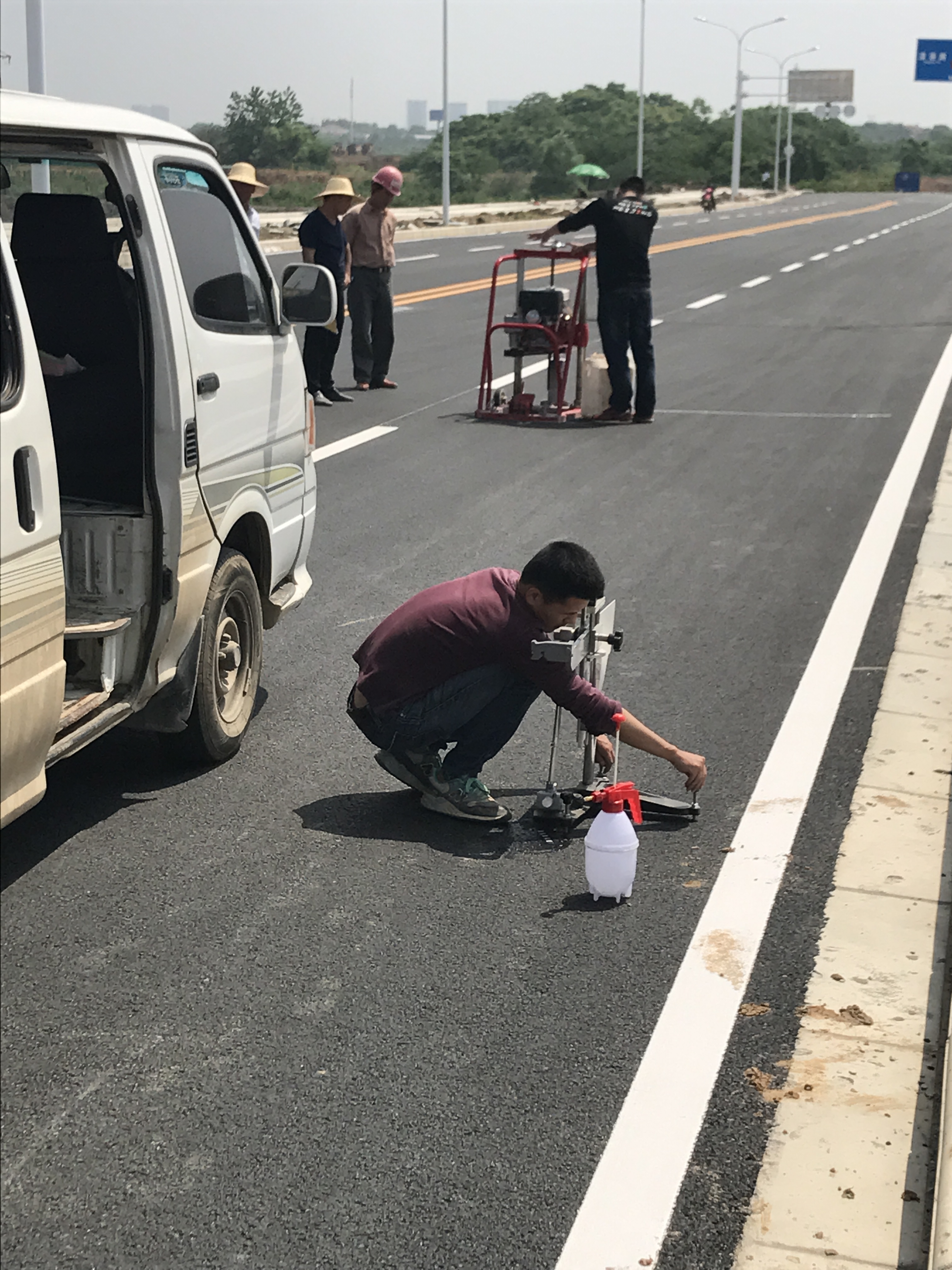 科技一路（左廟路~流港路）道路排水工程瀝青路面厚度及抗滑性能實驗.JPG